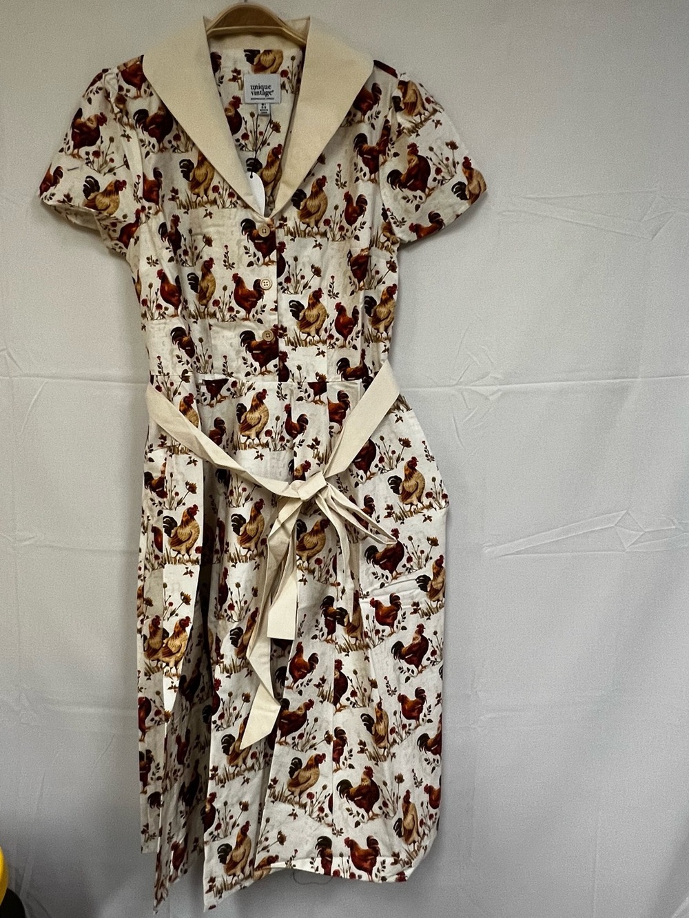 NEW Unique vintage beige rooster print cotton dress size: M(6-8) - Picture 2 of 4